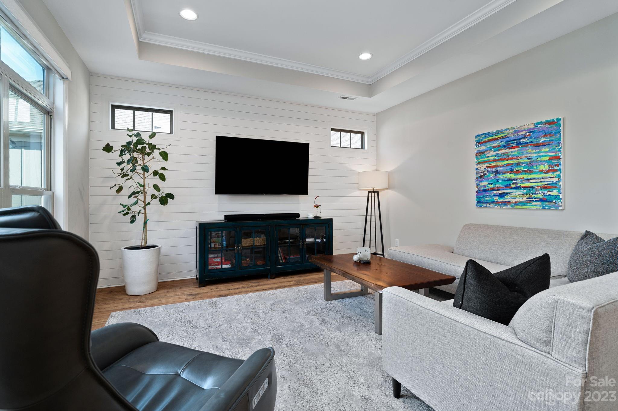 The Courtyards At Wesley Chapel - Residential