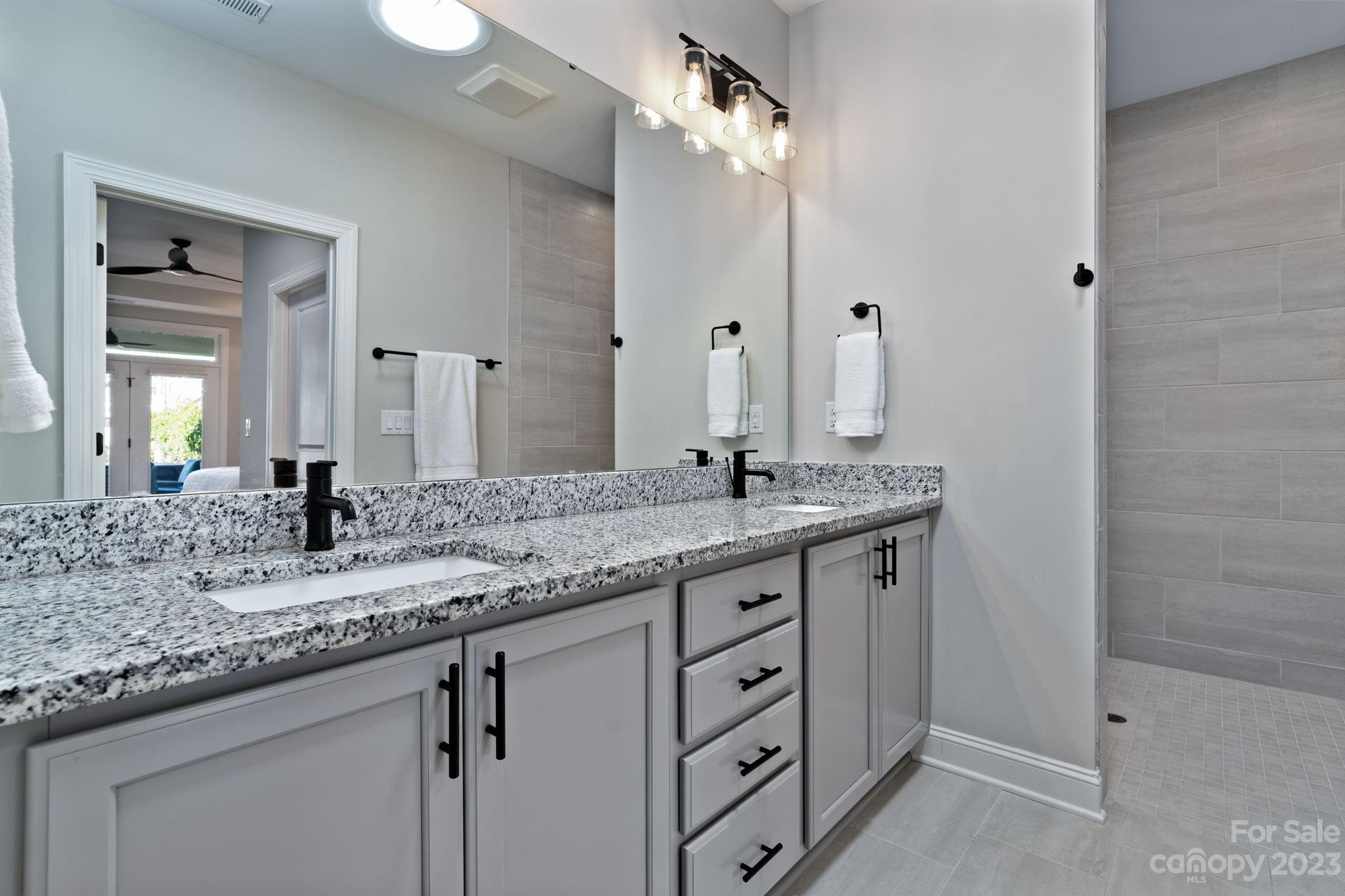 The Courtyards At Wesley Chapel - Residential