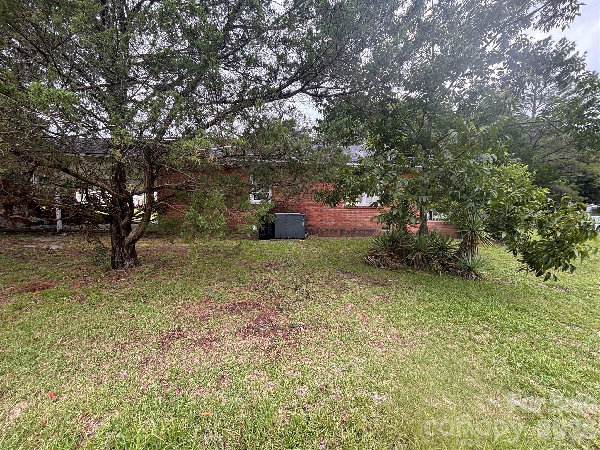 5136 Chinaberry Road