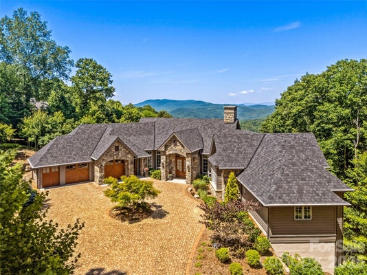 504 HAGEN DR, HENDERSONVILLE, NC 28739 - Image 13fa52dbebc690ed441b1f5c0fd9780c/4005159962