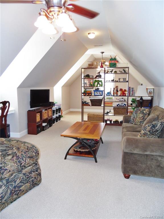 River Hills - Residential