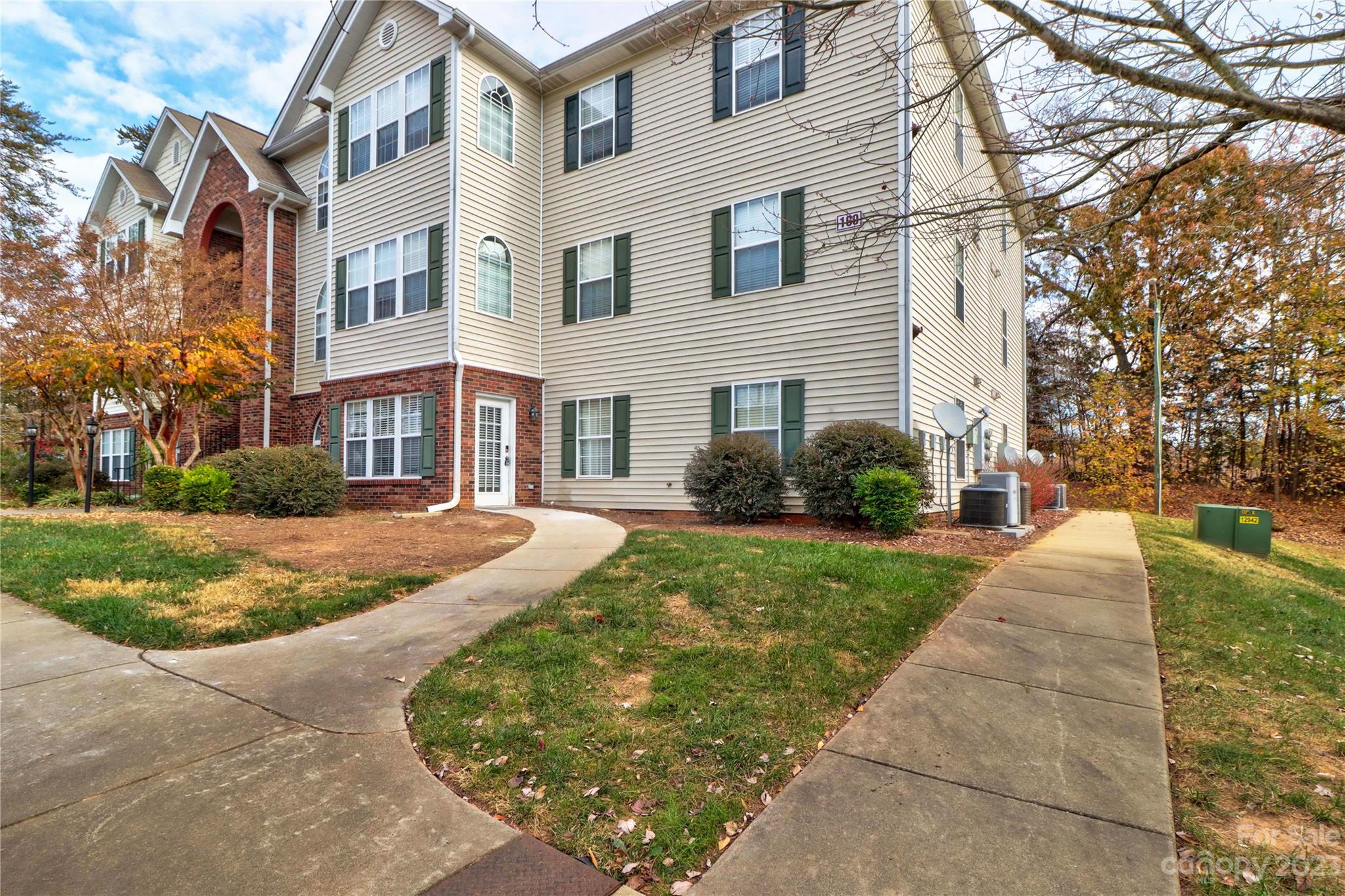 Chandler Place - Residential