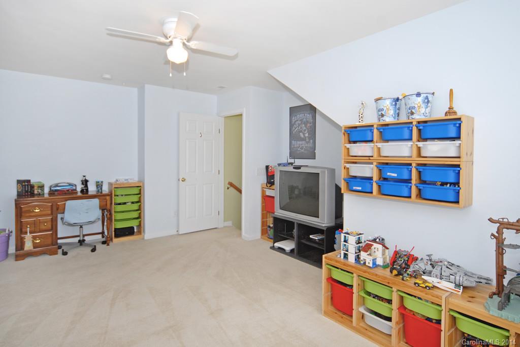 Autumn Cove At Lake Wylie - Residential