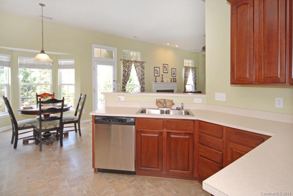 Autumn Cove At Lake Wylie - Residential