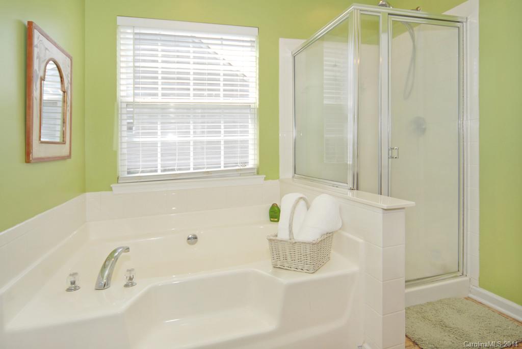 Autumn Cove At Lake Wylie - Residential