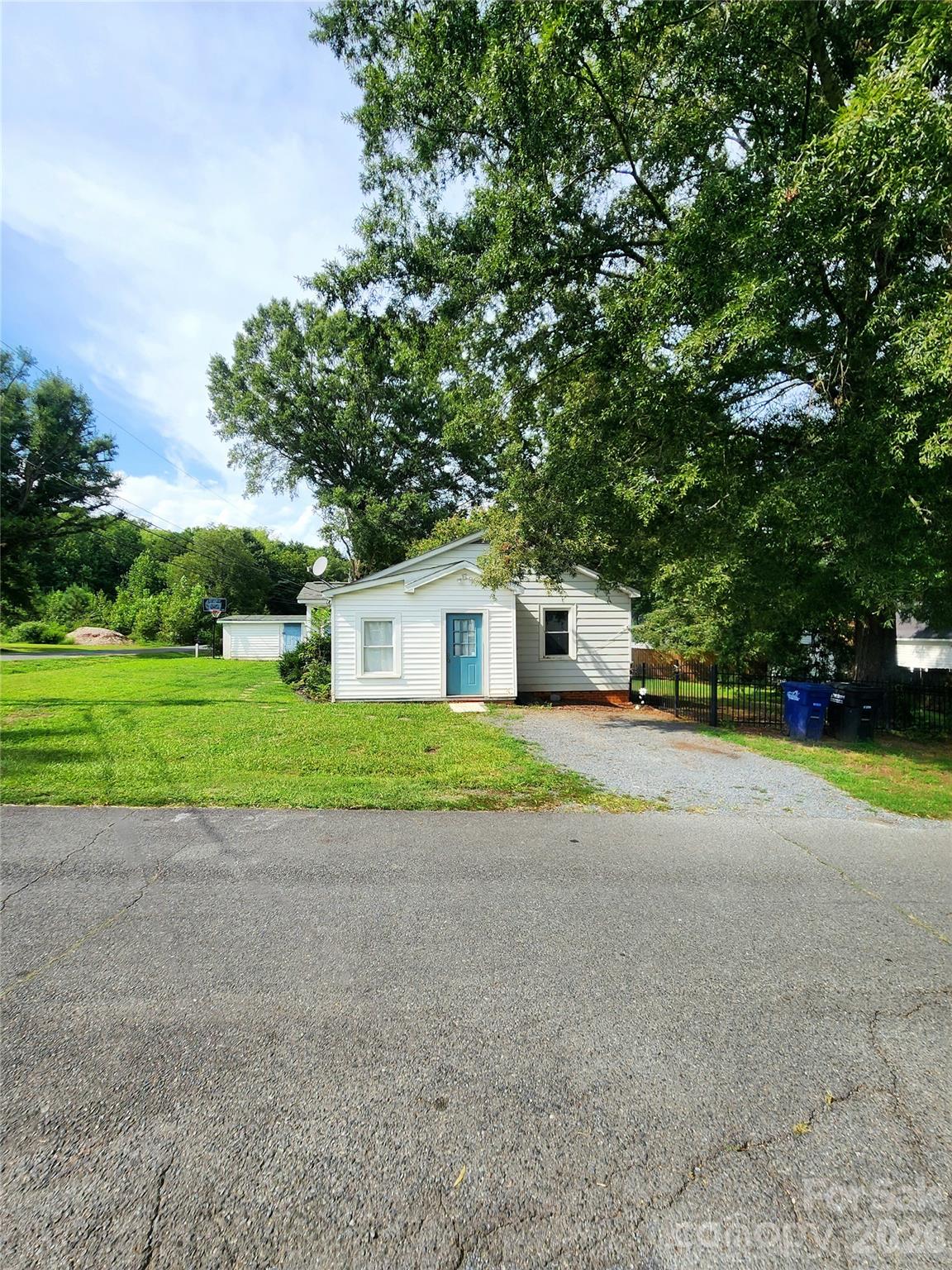 202 Oak Street