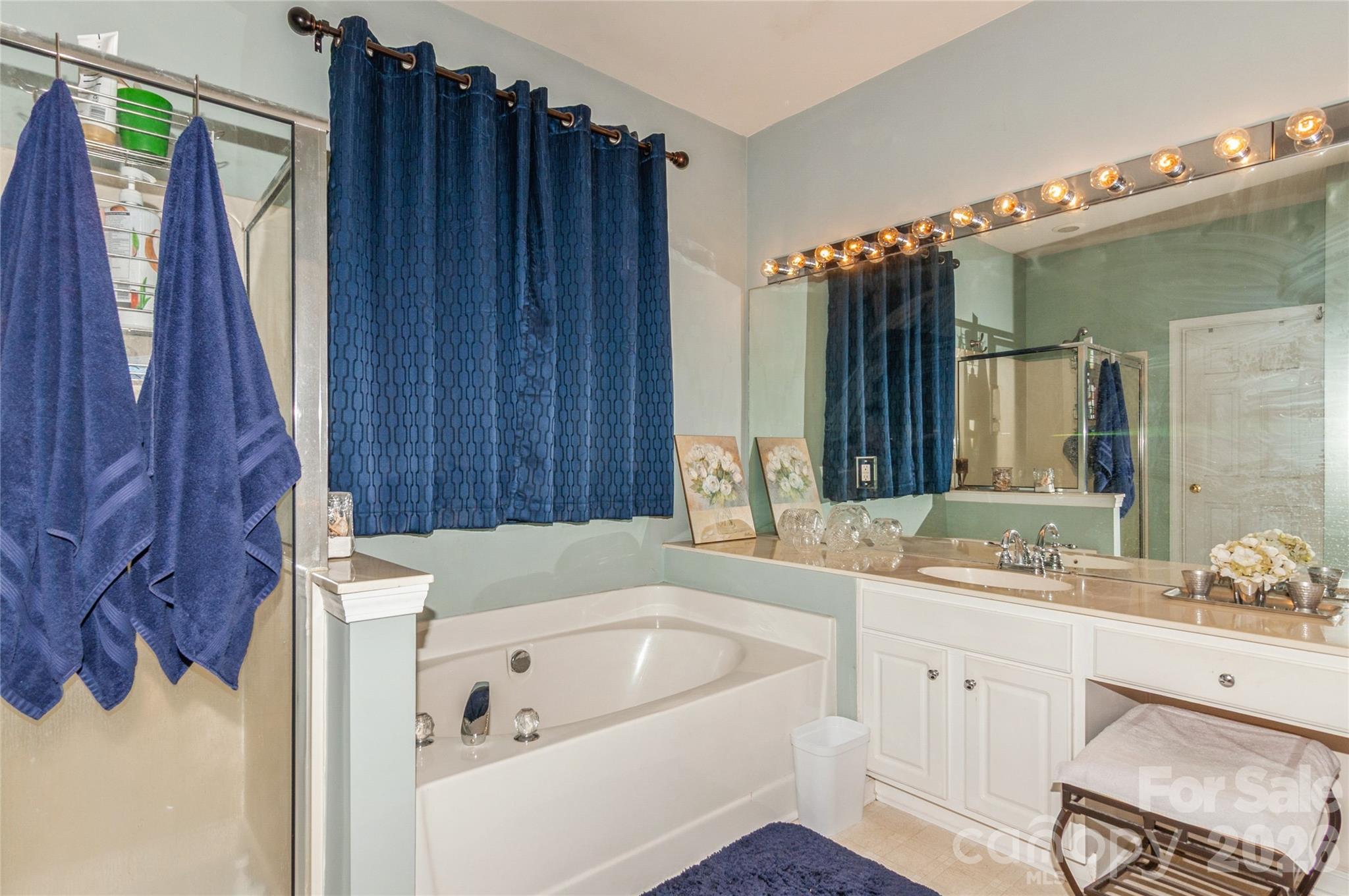 Victoria Bay - Residential