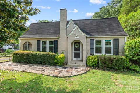 Photo of 131 Spratt Street, Fort Mill, SC 29715 (MLS # 4417608)