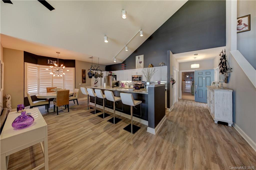 Lake Club - Residential