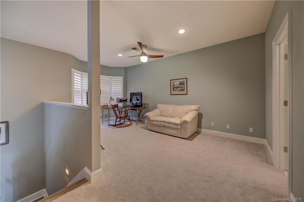 Lake Club - Residential