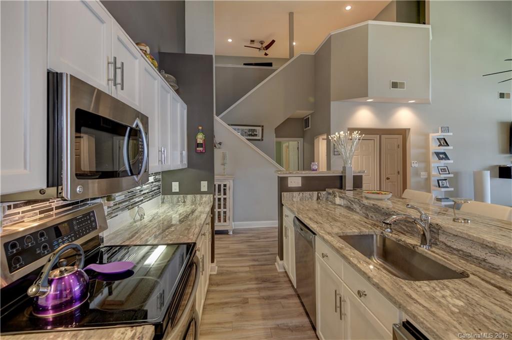 Lake Club - Residential