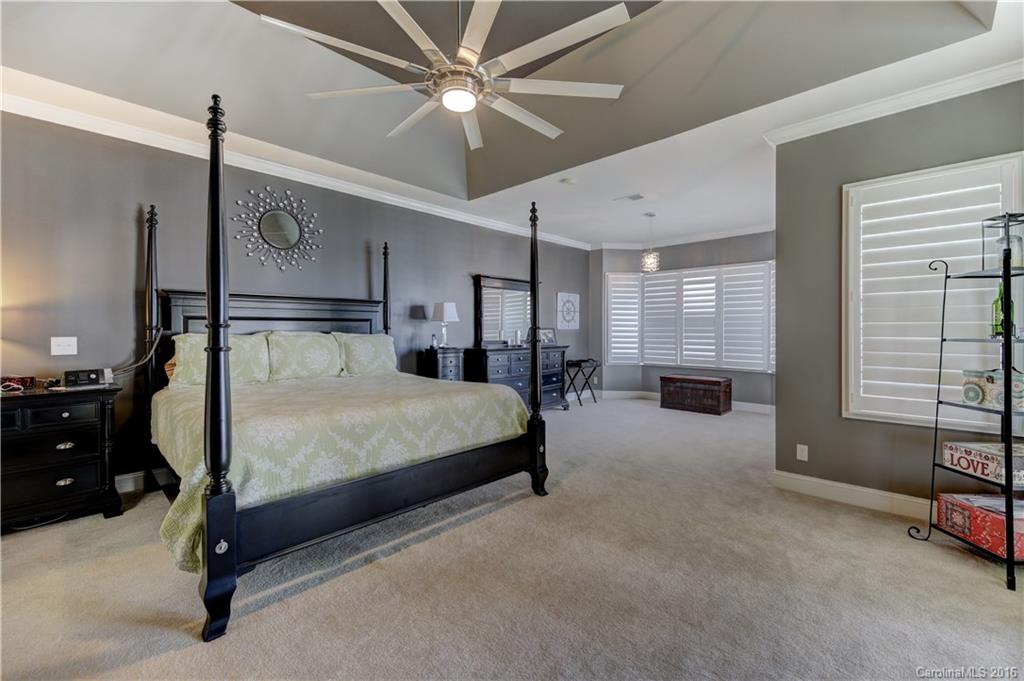 Lake Club - Residential