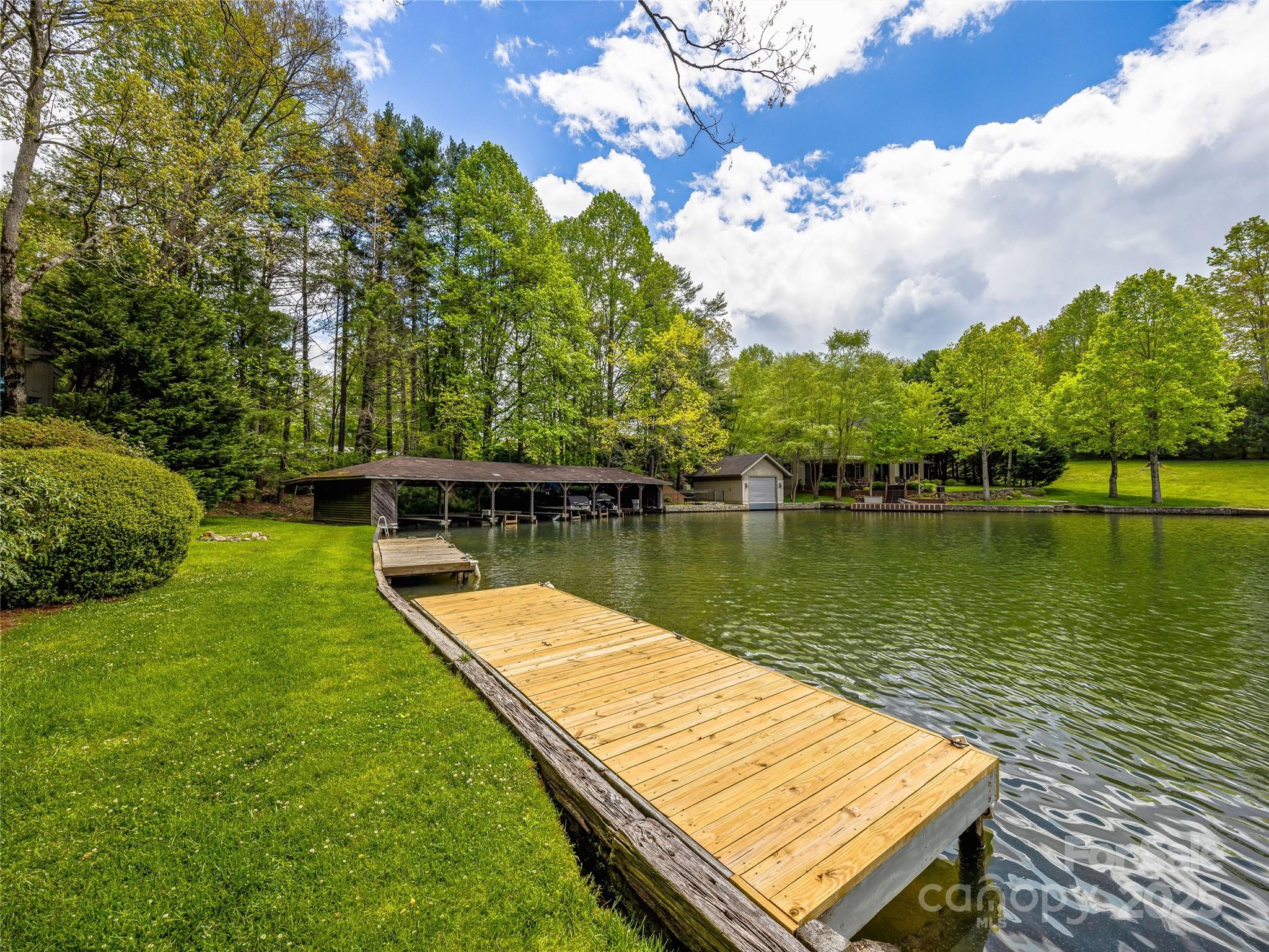 Lake Toxaway Estates - Residential