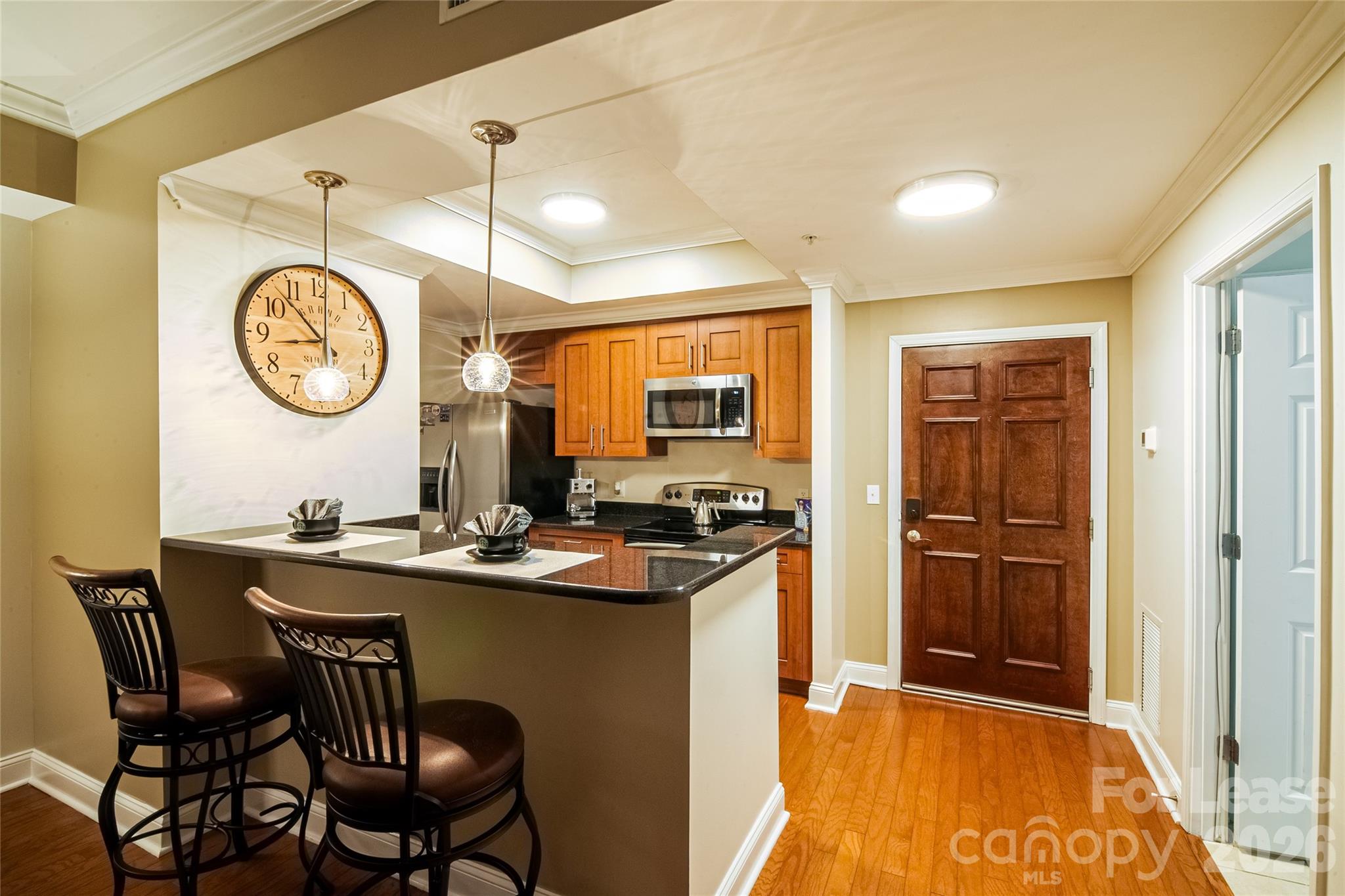 300 W 5th Street 439