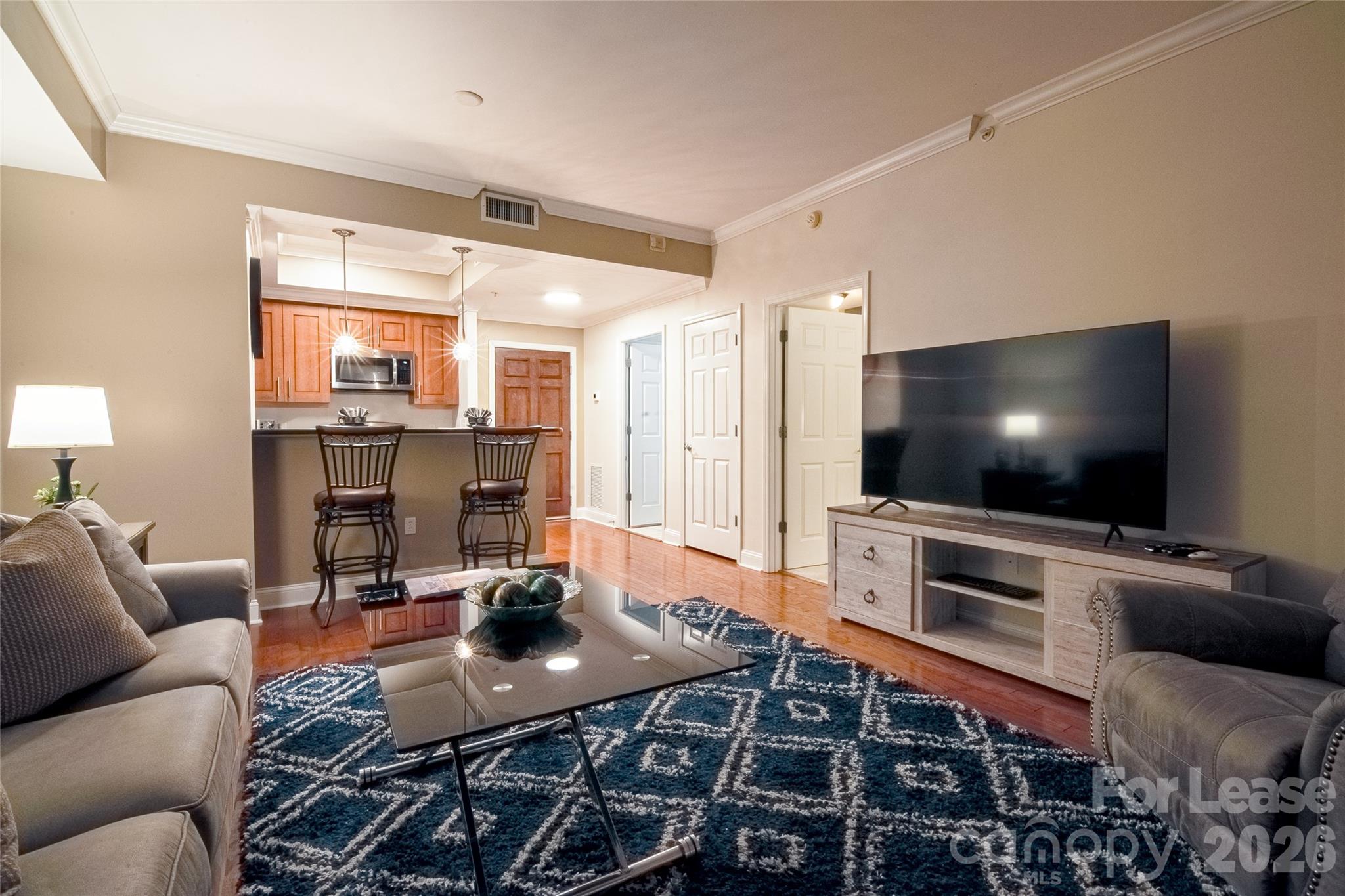 300 W 5th Street 439