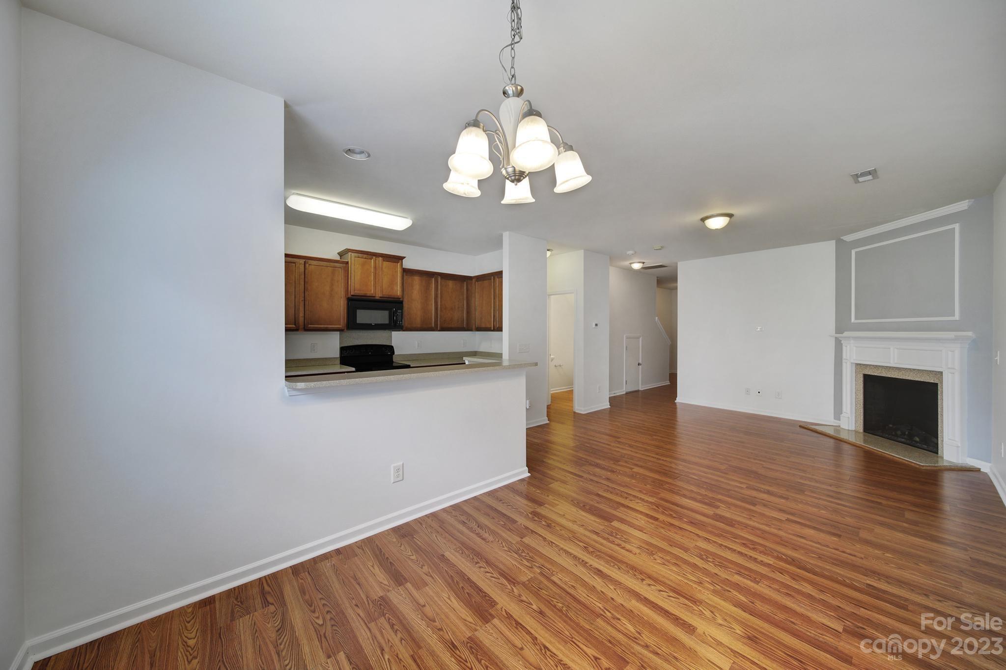 The Village Of Prestwick - Residential