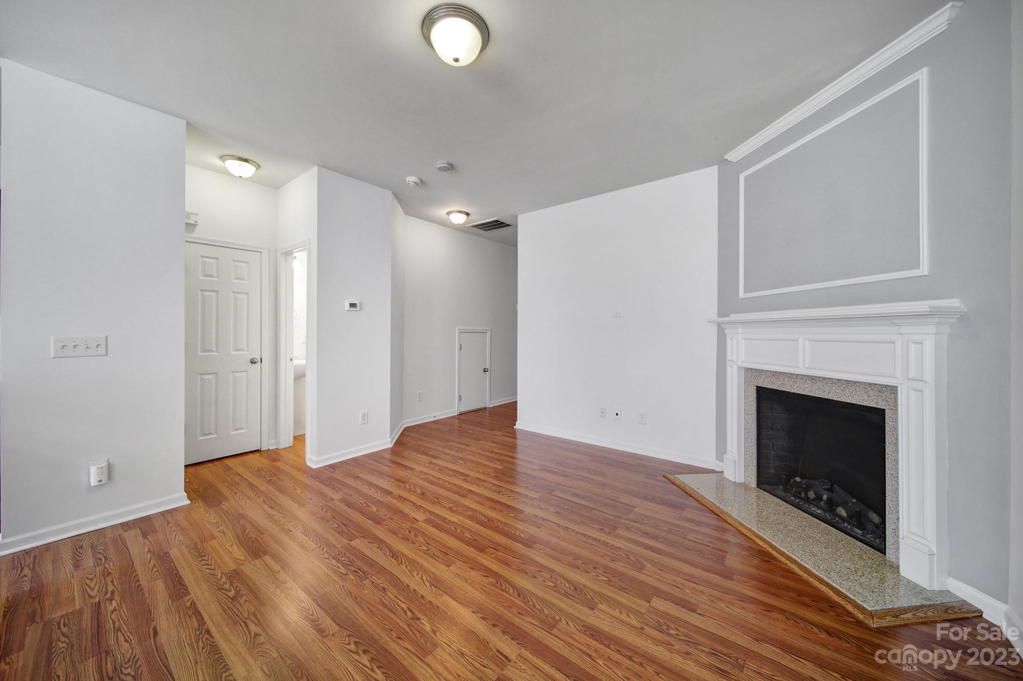 The Village Of Prestwick - Residential