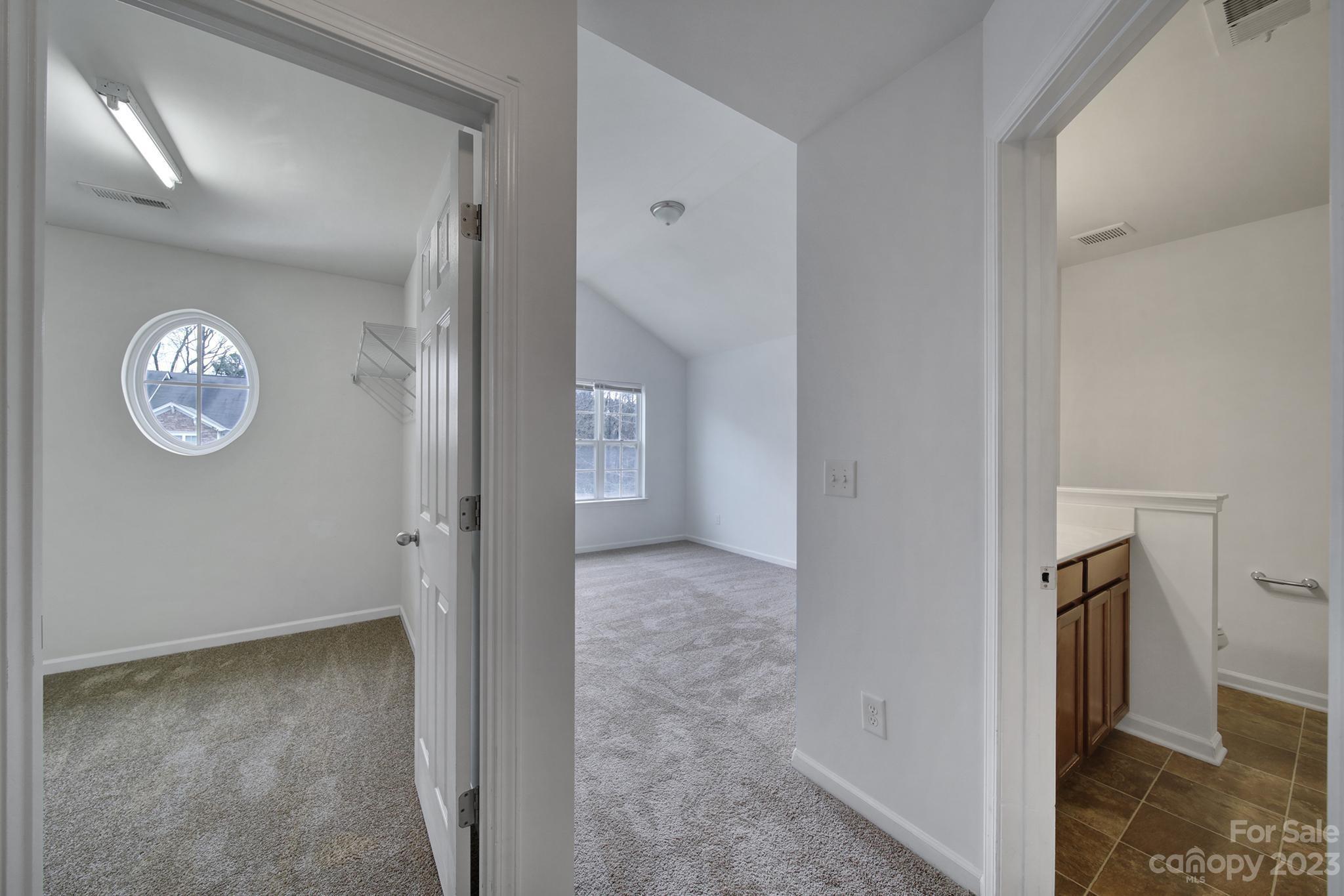 The Village Of Prestwick - Residential