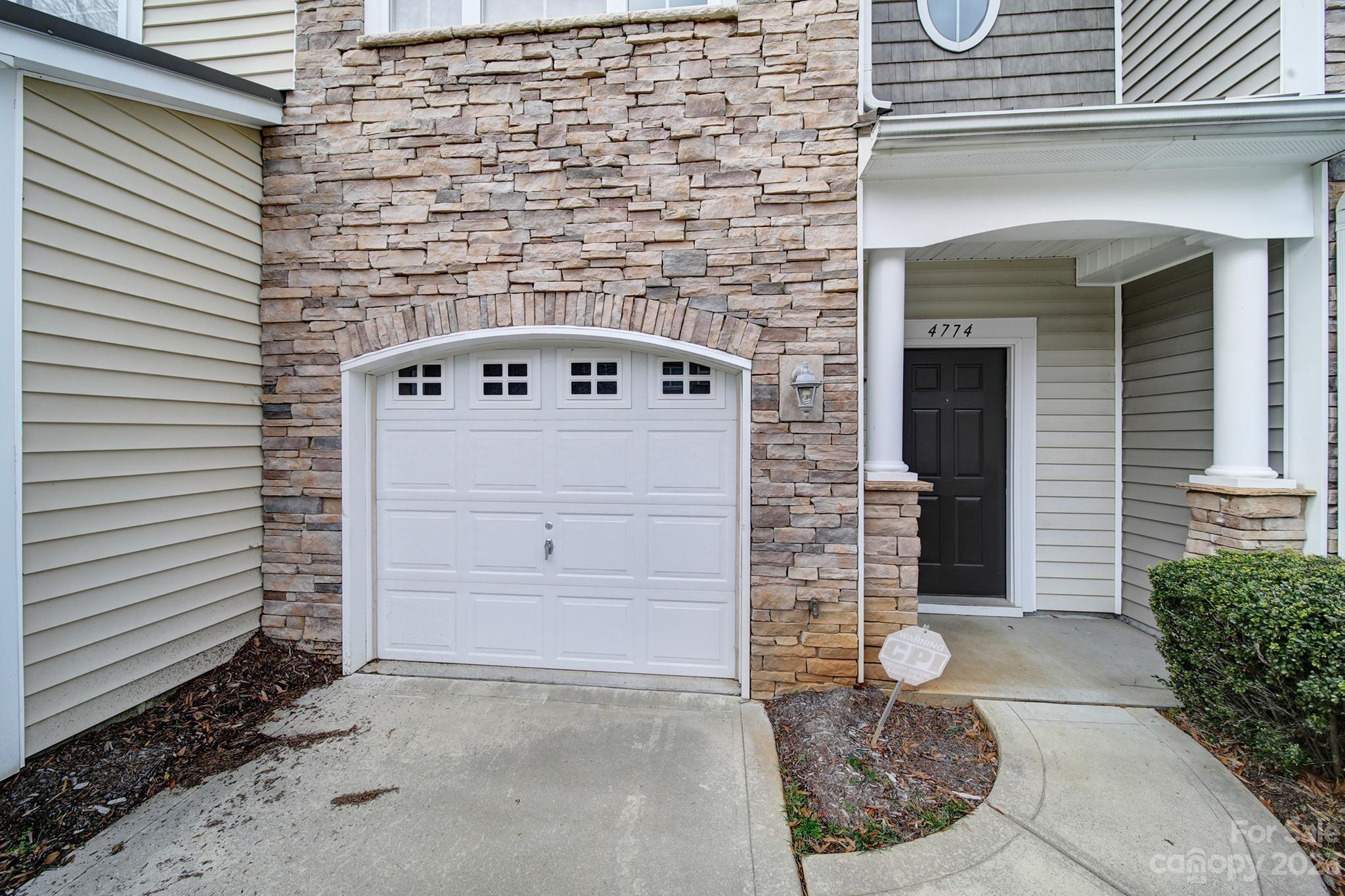 The Village Of Prestwick - Residential