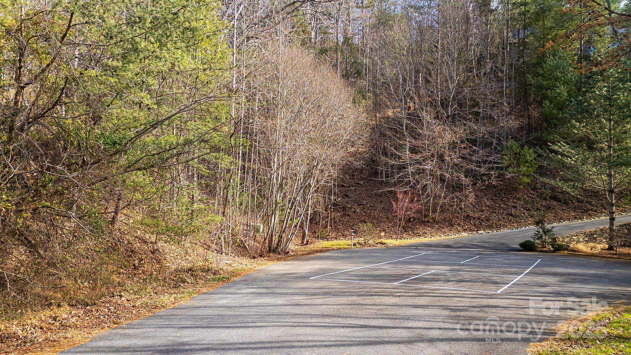 White Oak Ridge - Land