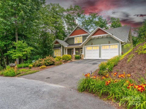 Photo for 64 Nuthatch Court