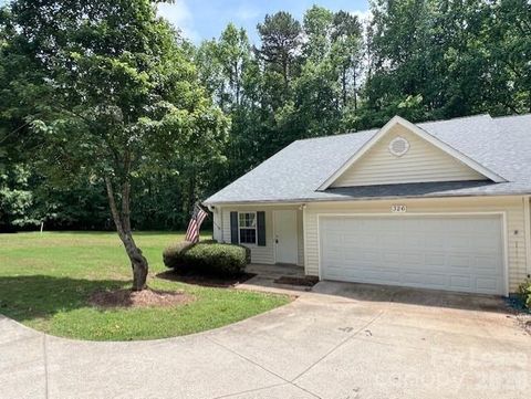 Photo of 326 Faith Road, Mooresville, NC 28115 (MLS # 4386548)