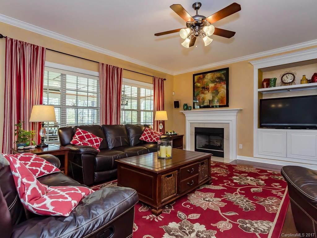 Hunter Oaks - Residential