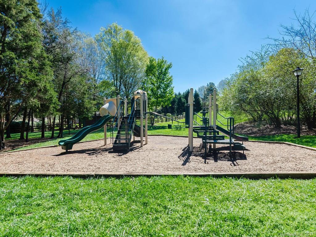 Hunter Oaks - Residential