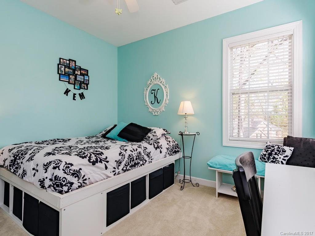 Hunter Oaks - Residential