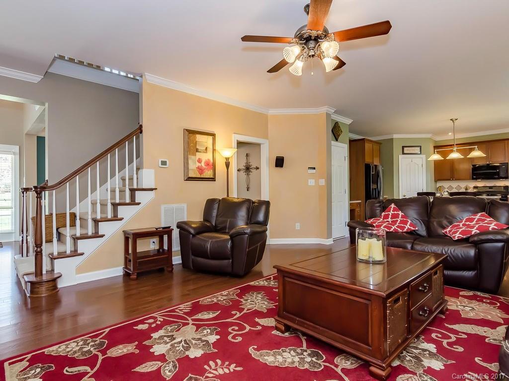 Hunter Oaks - Residential