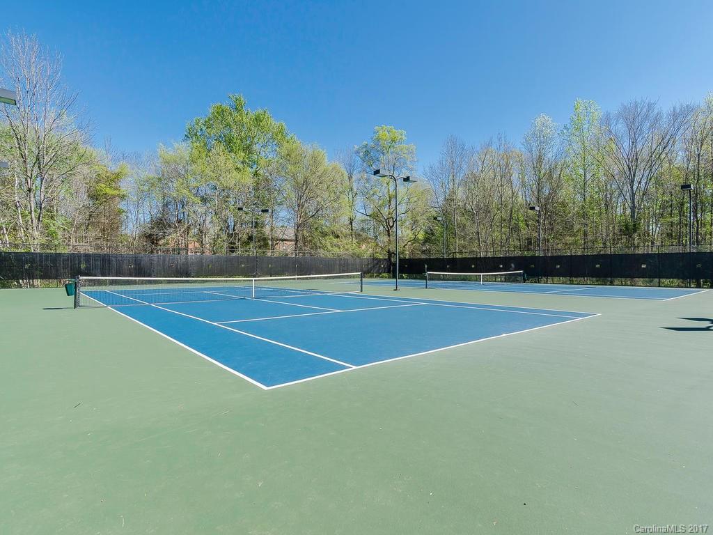 Hunter Oaks - Residential