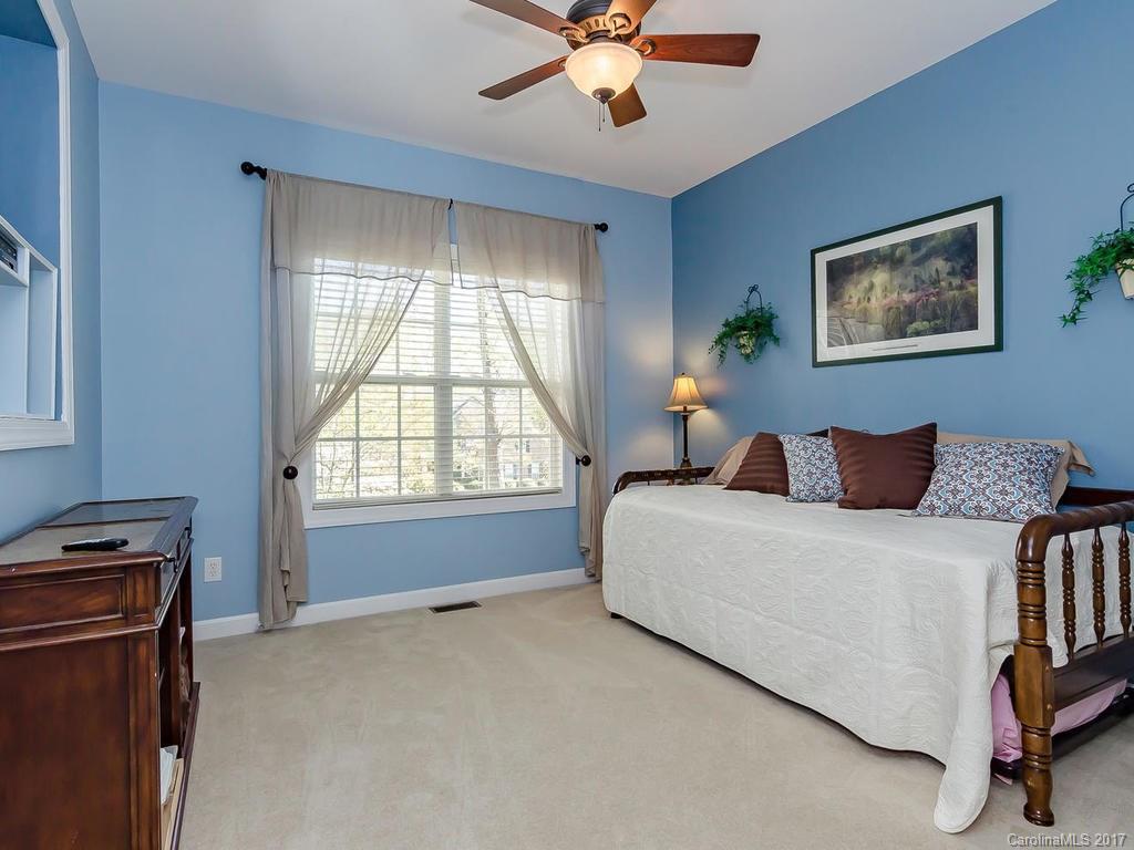 Hunter Oaks - Residential