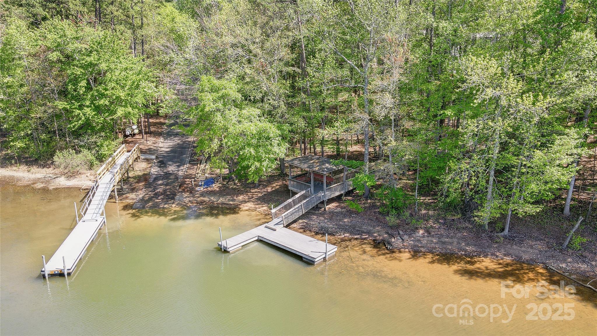 3508 Mountain Cove Drive