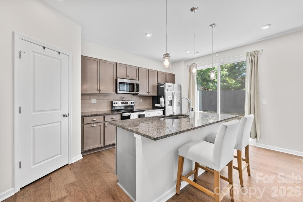 Fifteen 15 Cannon - Residential