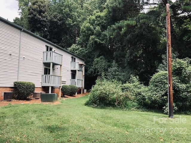 2014 Countrymens Court 58
