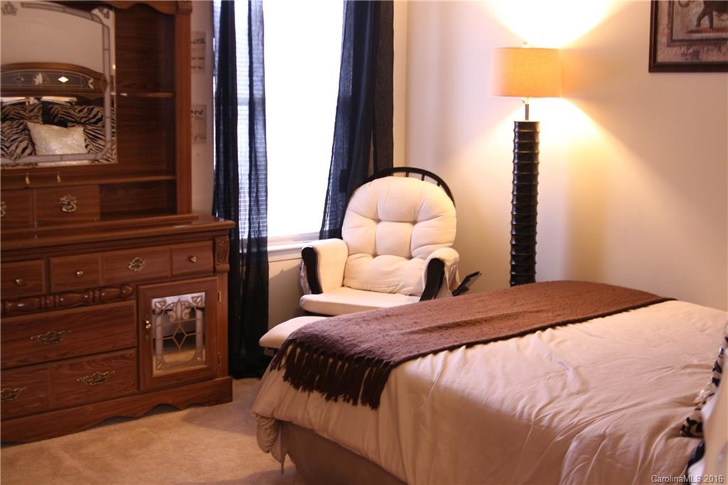 Avery Glen - Residential