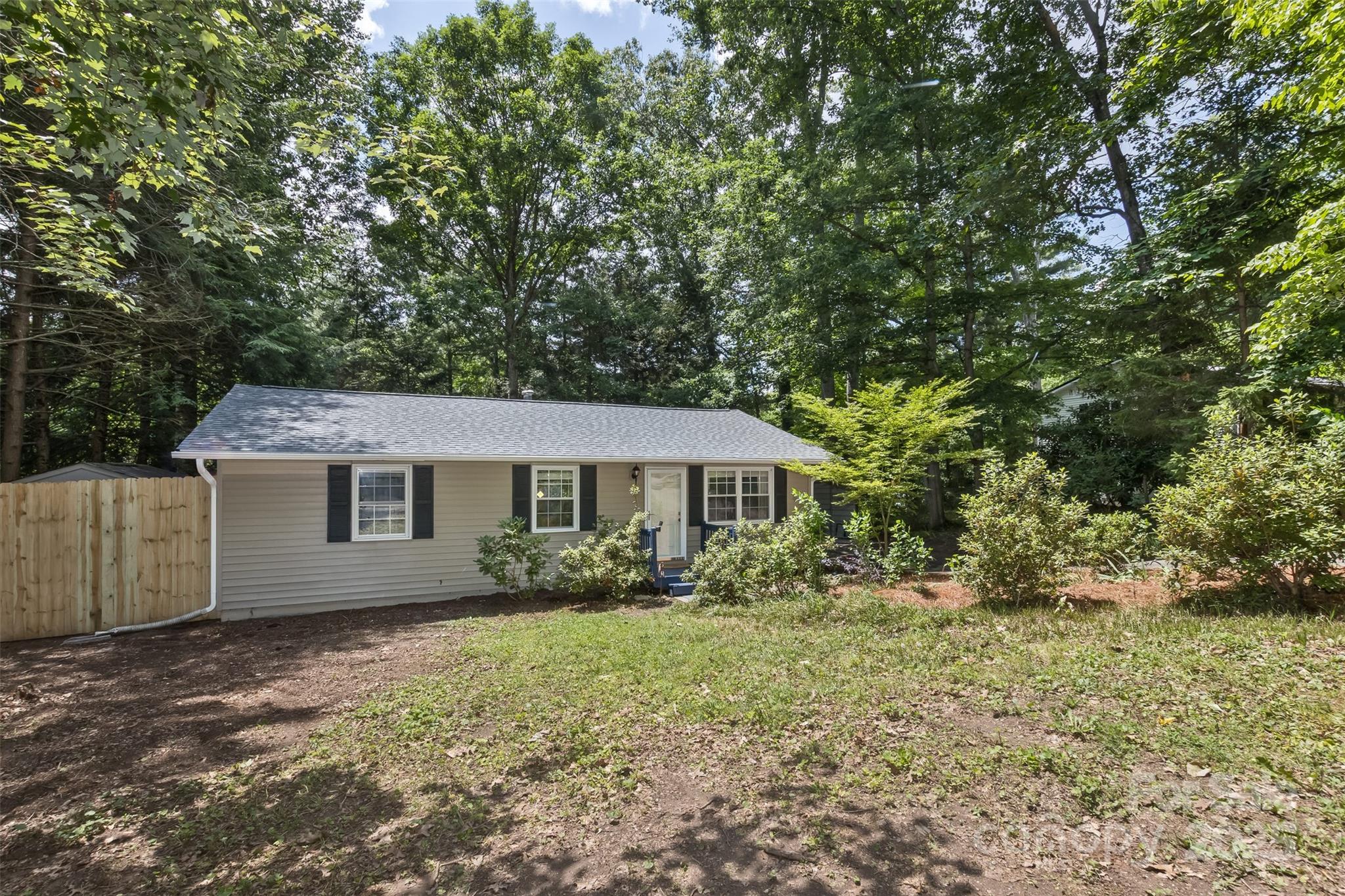 24 Evelake Drive