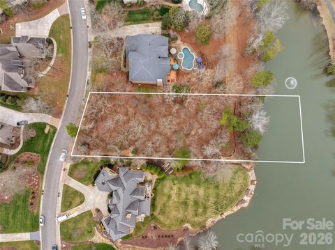 8234 Victoria Lake Drive Waxhaw NC 28173