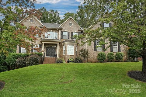 9913 Hazelview Drive Charlotte NC 28277