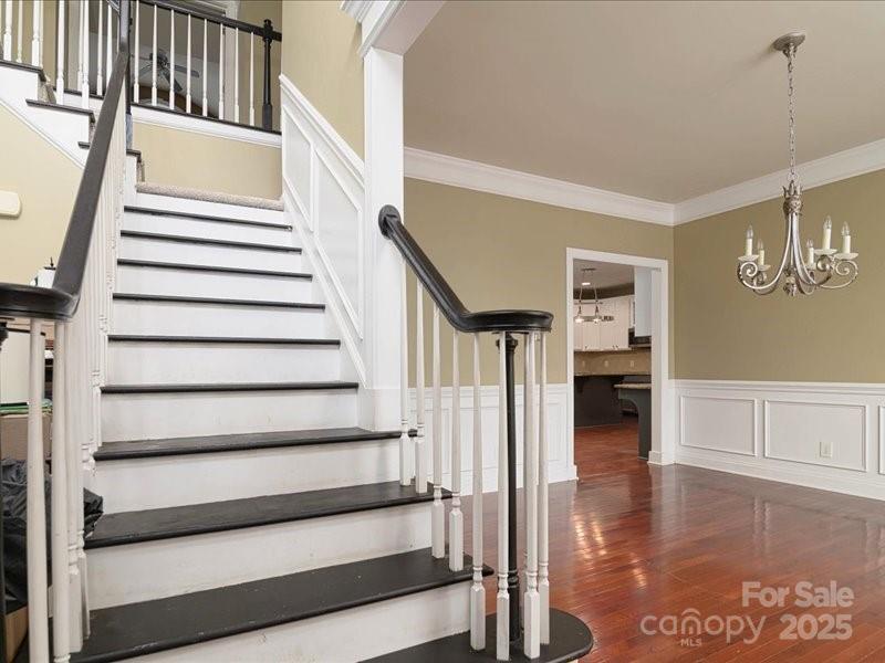 9913 Hazelview Drive