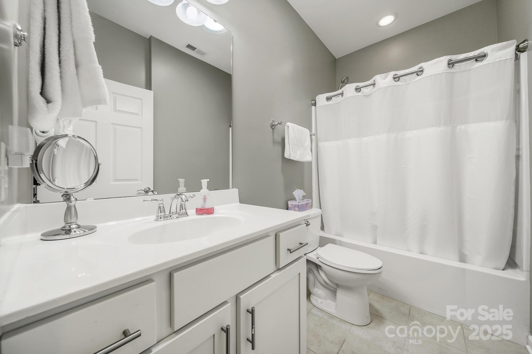 Sun City Carolina Lakes - Residential