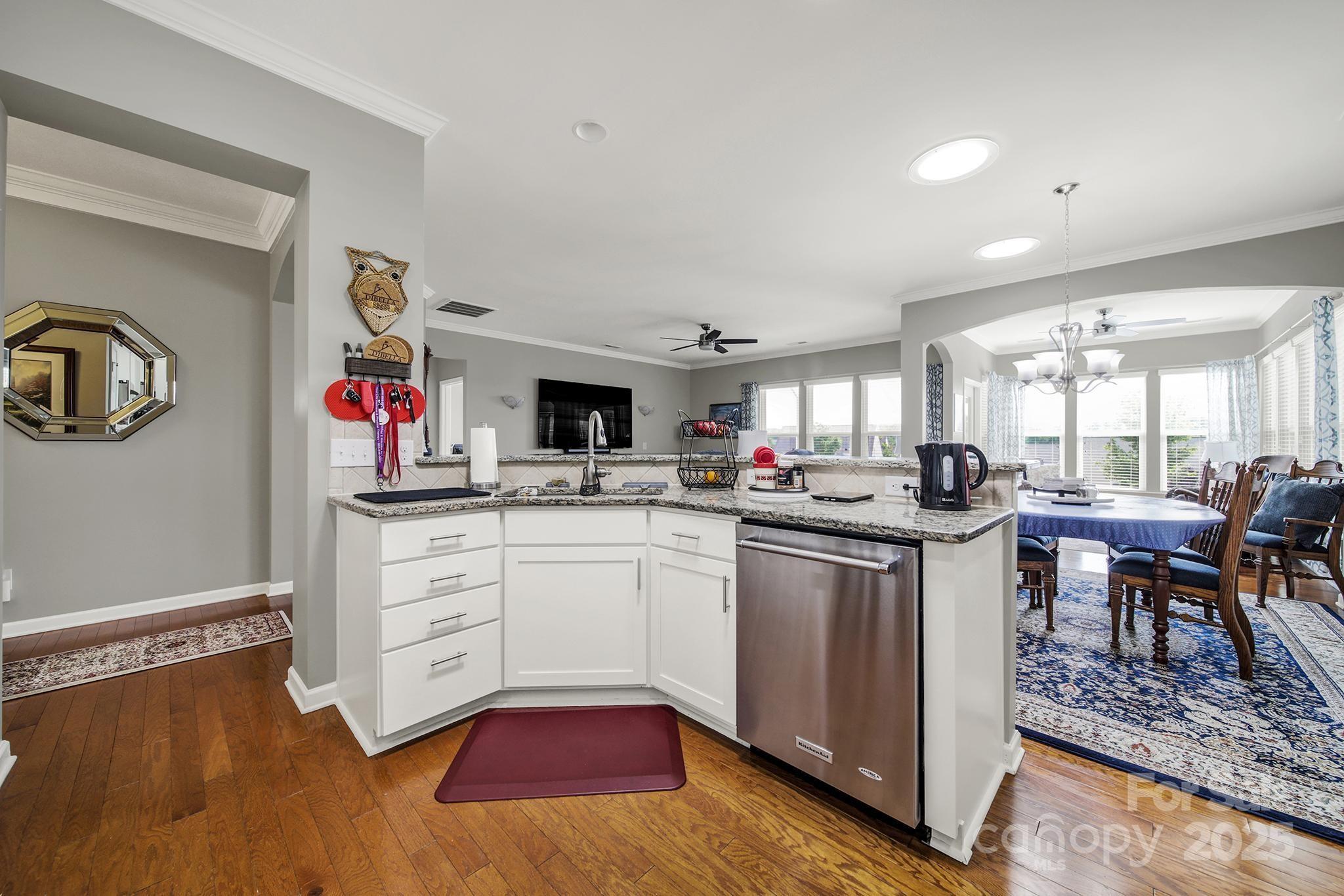 8072 Pawleys Court