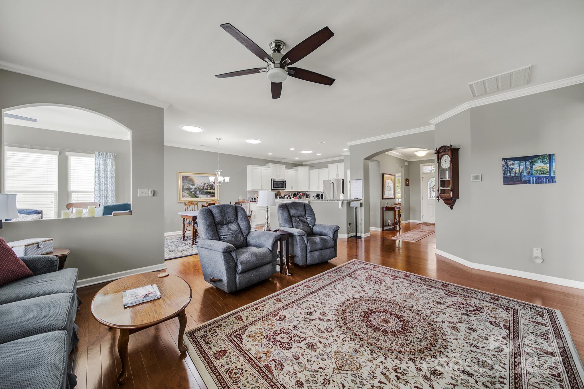 8072 Pawleys Court