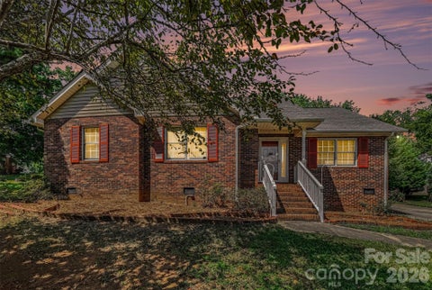 Photo of 983 Farmington Court, Concord, NC 28025 (MLS # 4423644)