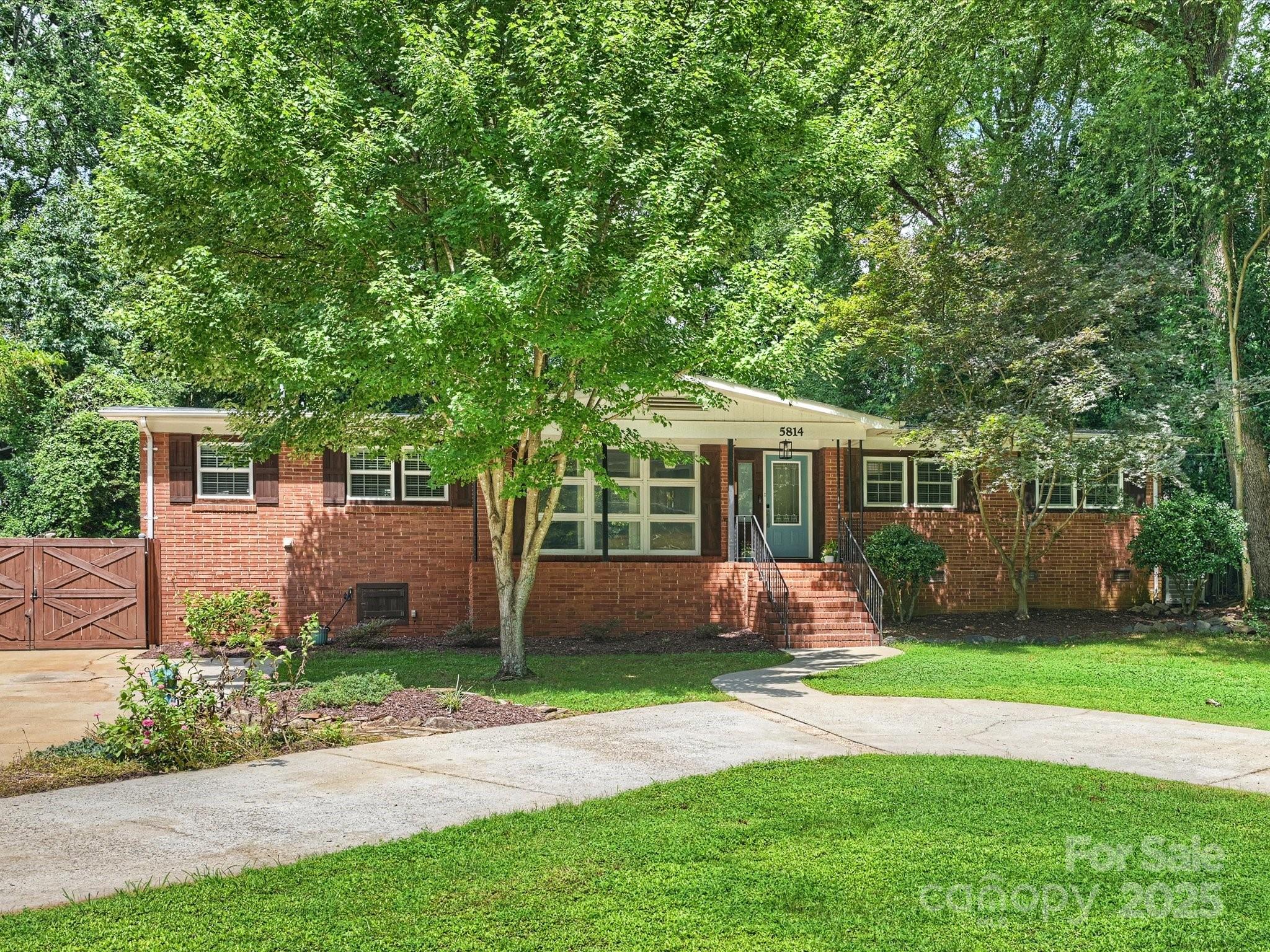 5814 Rose Valley Drive