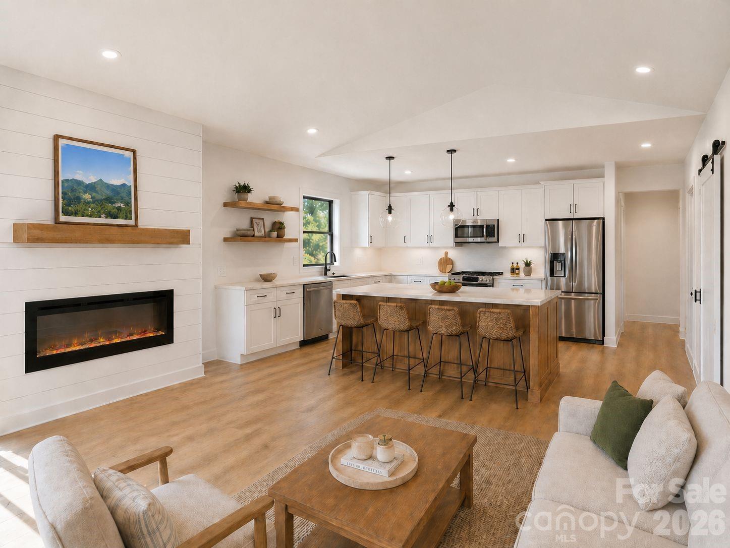 124 N Main Street 2