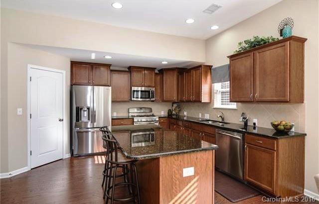 Walkers Ridge - Residential