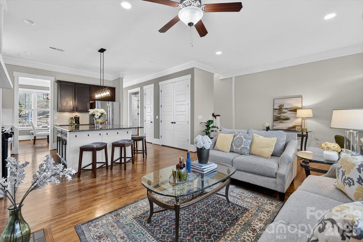 Riverwalk - Residential