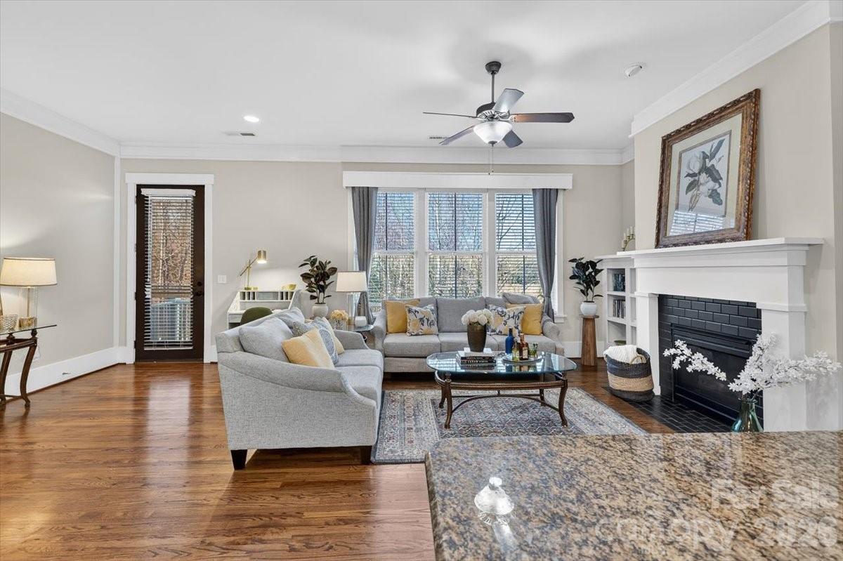 Riverwalk - Residential