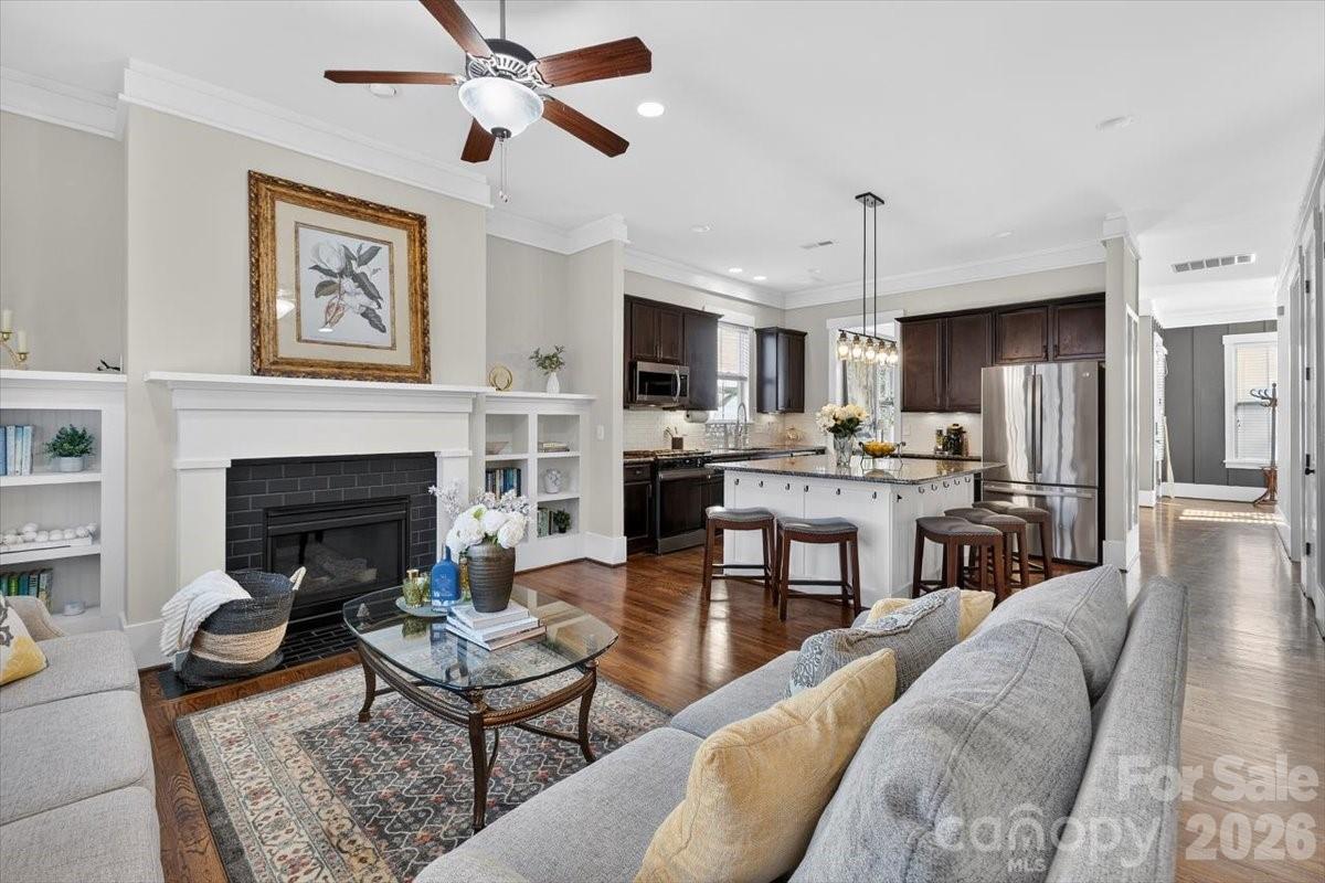 Riverwalk - Residential